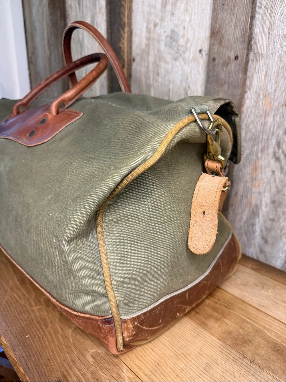VTG GOKEY’S Large Battenkill Leather and Canvas Weekend Duffel Travel Bag
